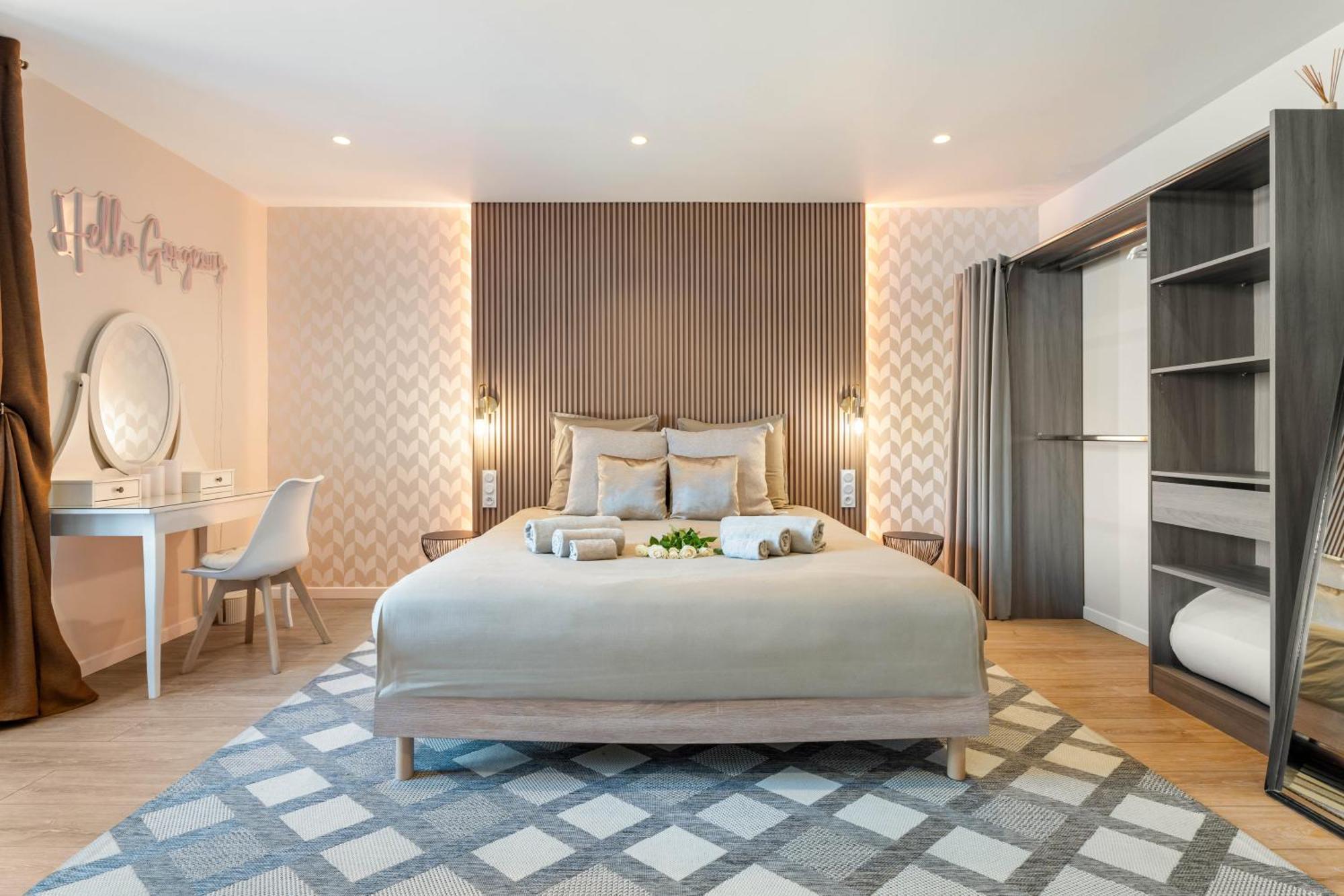 Nice Renting - Honey Moon Massena - Luxe Room - Jaccuzzi - Terrasse - King Bed - AC Esterno foto